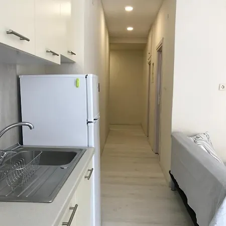 Georgia's Cozy #7 Centre